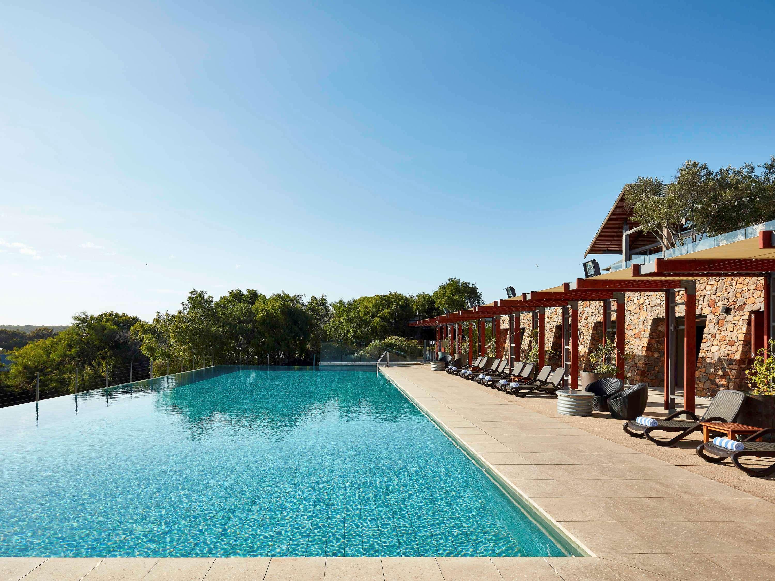 Pullman Bunker Bay Resort Margaret River Dunsborough Exteriör bild The swimming pool at the hotel