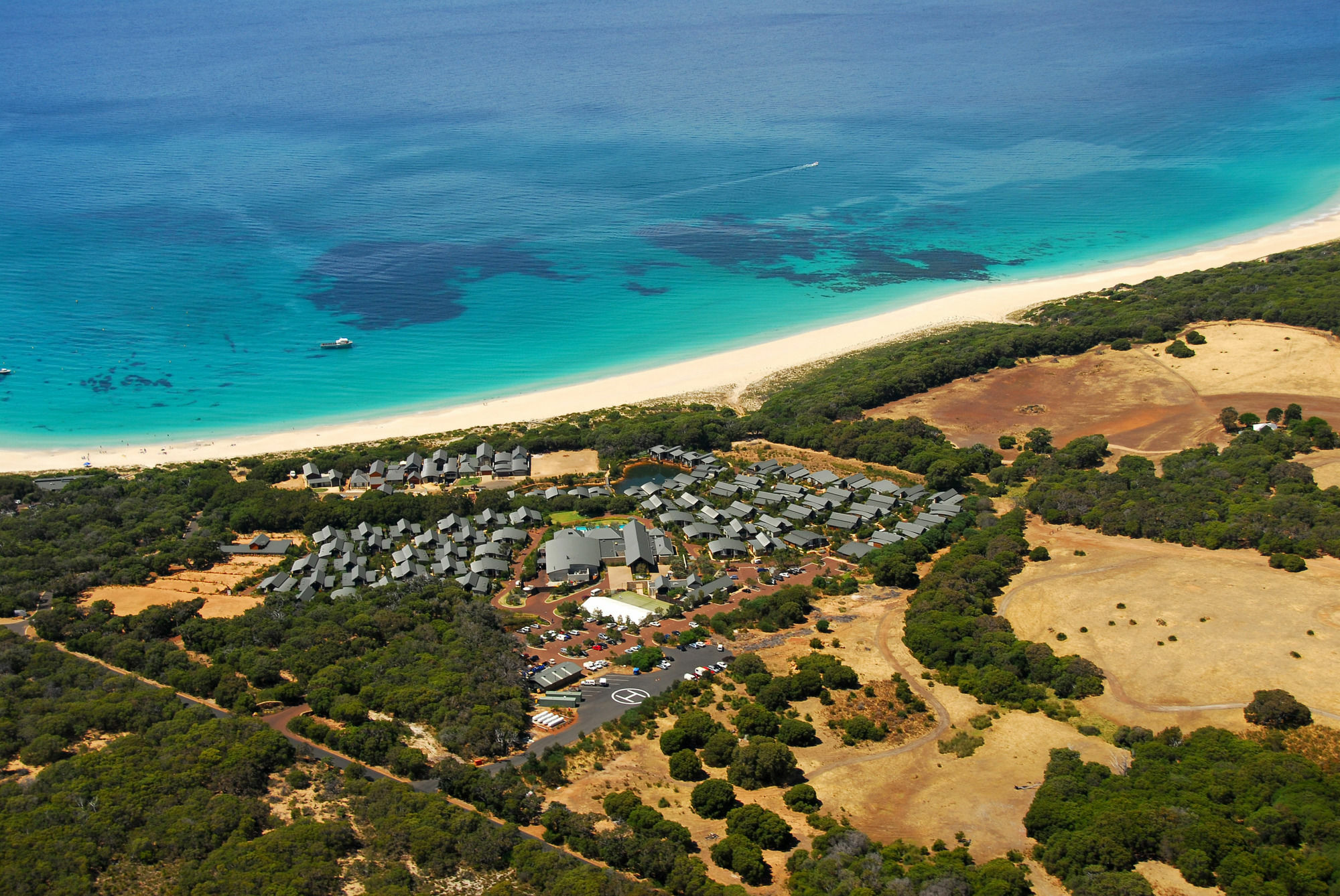 Pullman Bunker Bay Resort Margaret River Dunsborough Exteriör bild Aerial view of the town